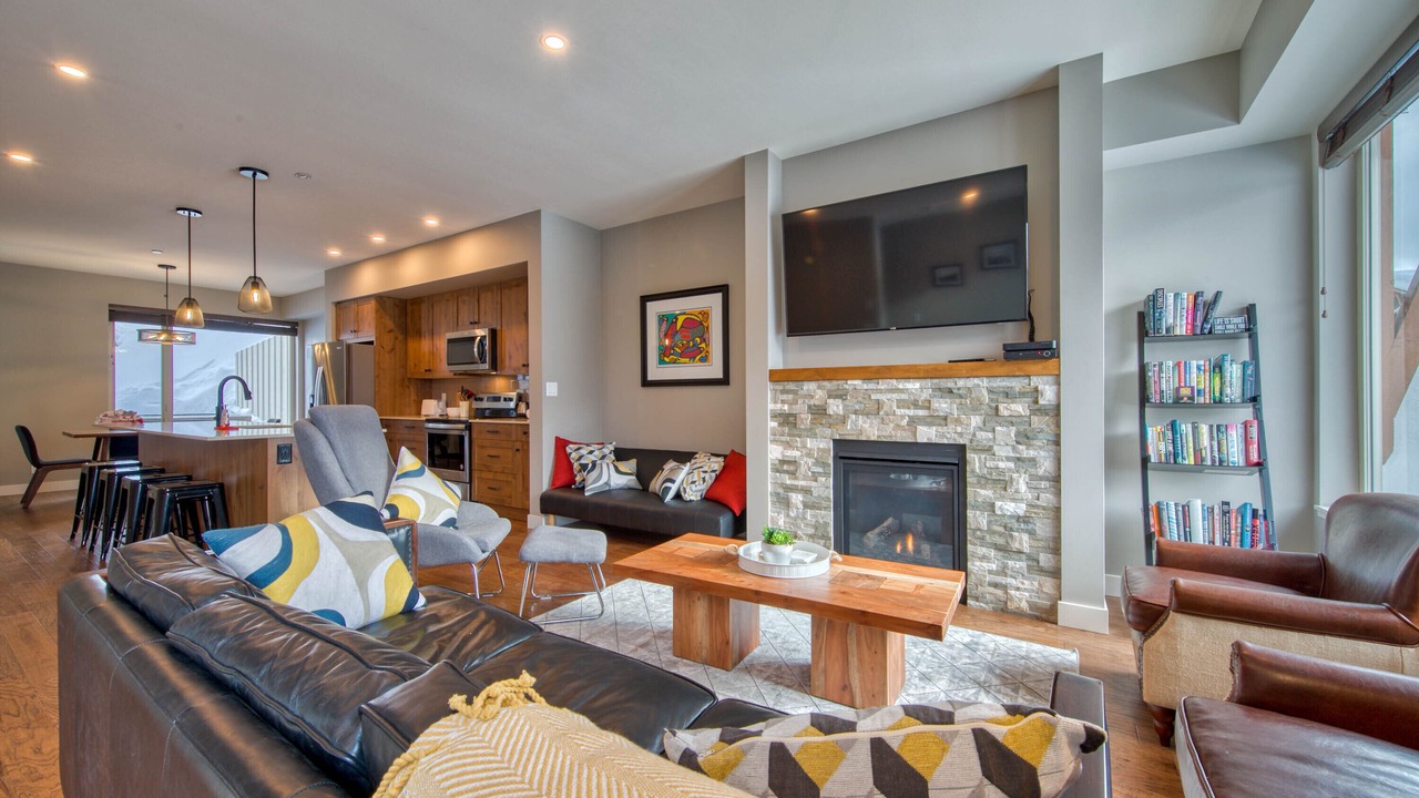 Photo of Livingroom in Sun Peaks