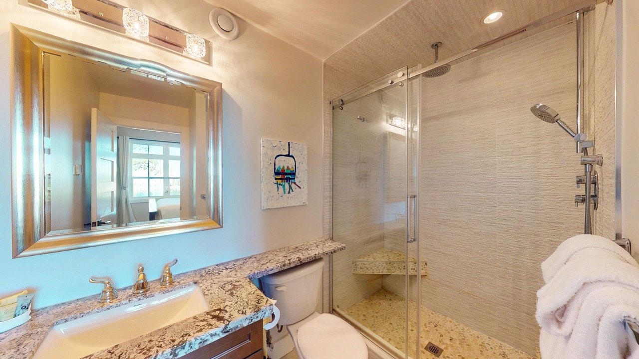 Photo of Bathroom in The Blue Mountains