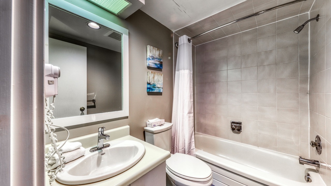 Photo of Bathroom in The Blue Mountains