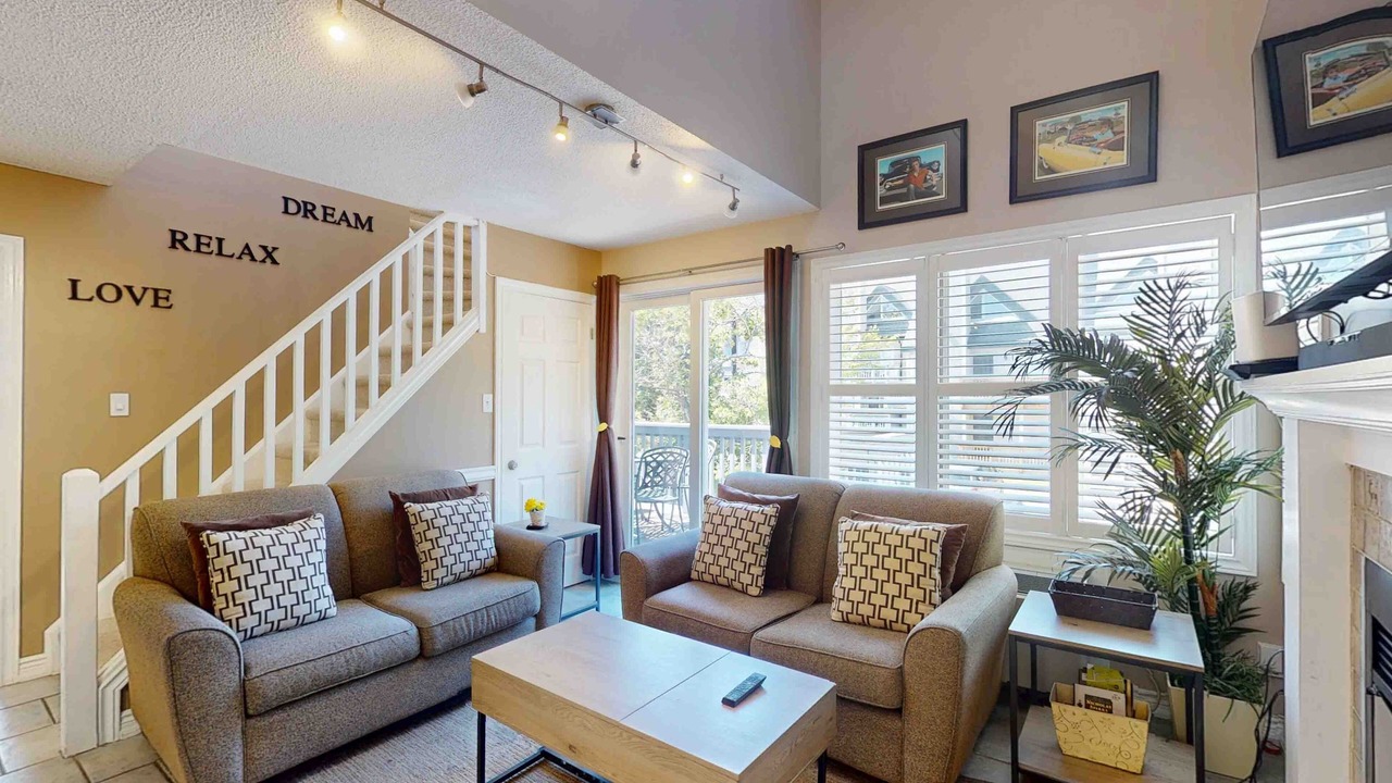 Photo of Livingroom in Craigleith