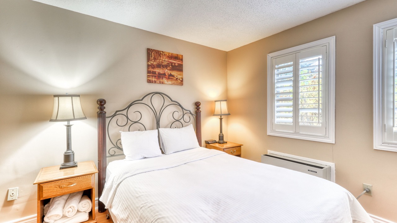 Photo of Bedroom in Craigleith