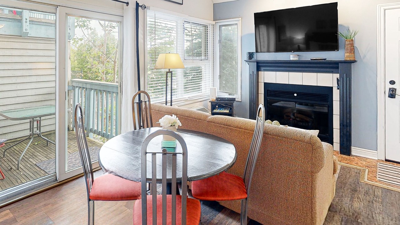 Photo of Livingroom in Craigleith
