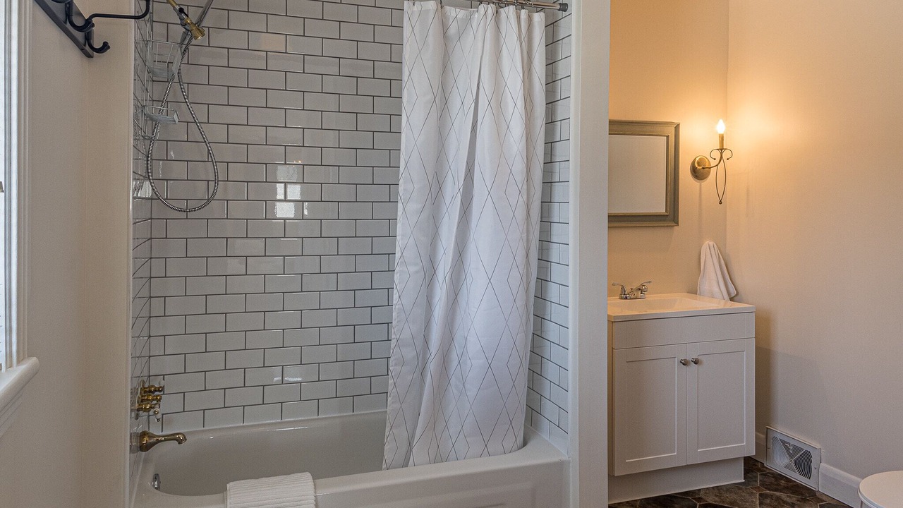 Photo of Bathroom in Hatley