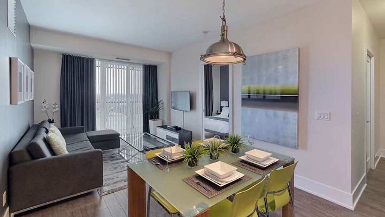 Photo of Livingroom in Toronto Entertainment District