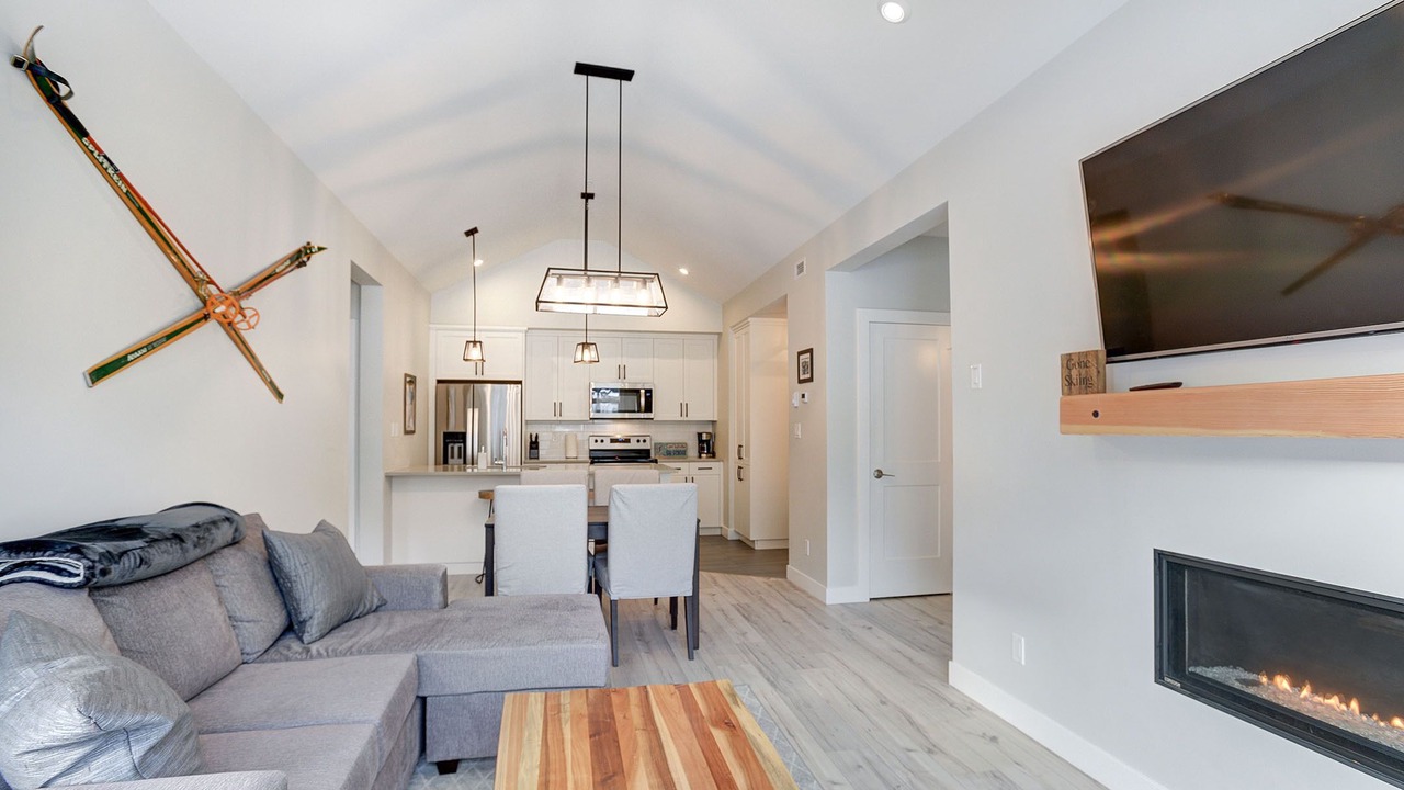 Photo of Livingroom in Sun Peaks