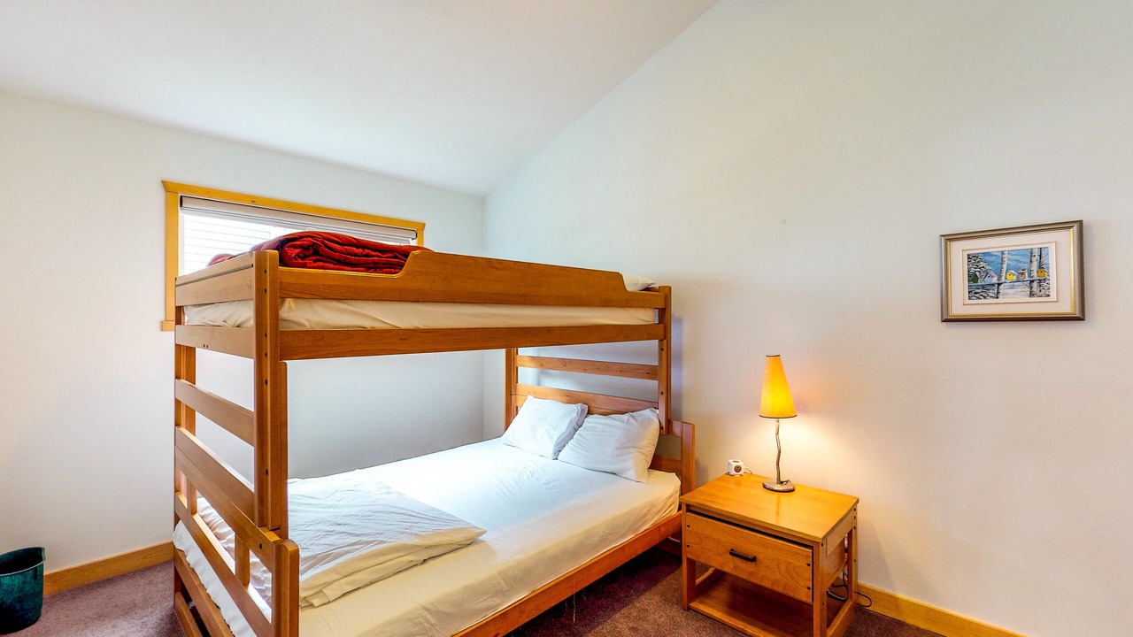 Photo of Bedroom in Snow Pine Estates