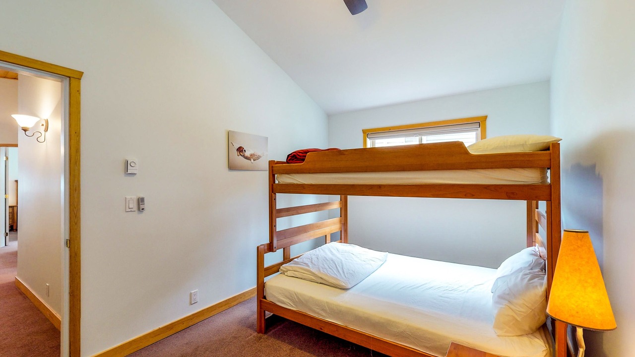 Photo of Bedroom in Snow Pine Estates