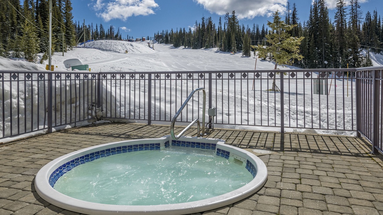 Photo of Outdoor in Silver Star Mountain