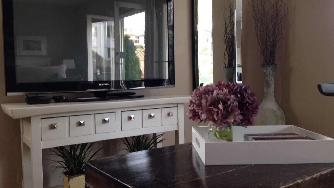 Photo of Livingroom in White Rock