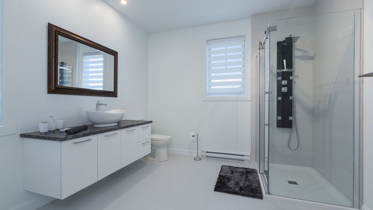 Photo of Bathroom in Saint-Joseph-de-la-Rive