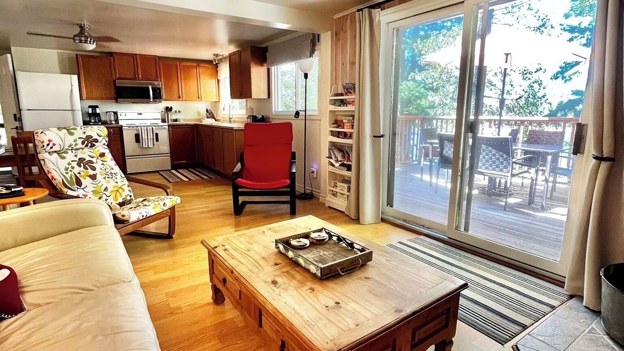 Photo of Livingroom in Tay Valley