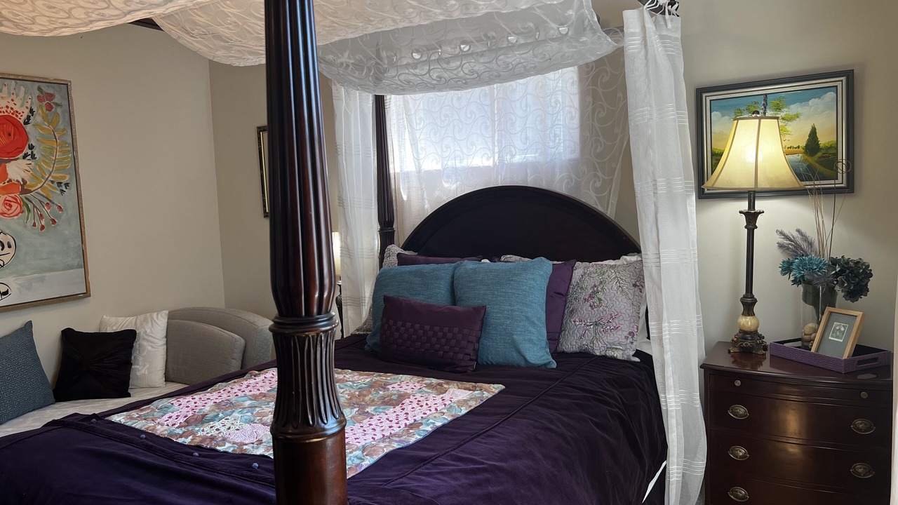 Photo of Bedroom in North End