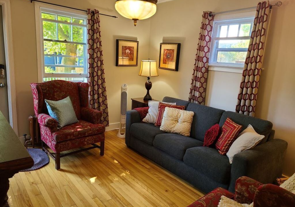 Photo of Livingroom in North End