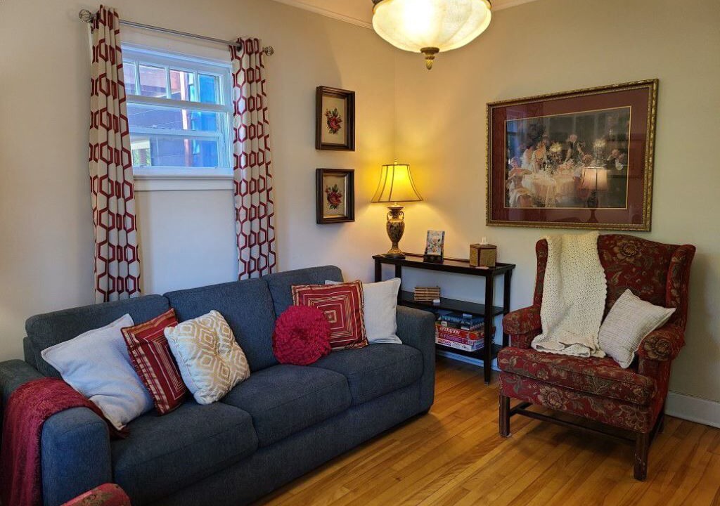 Photo of Livingroom in North End
