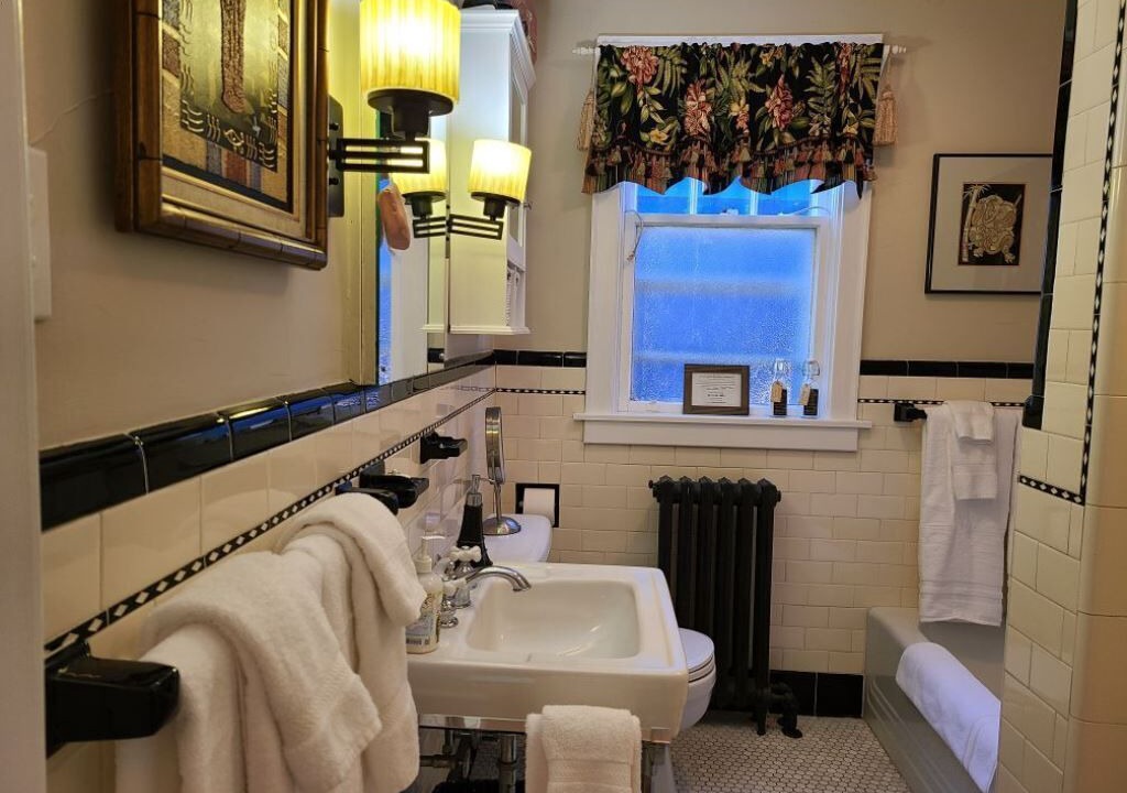 Photo of Bathroom in North End