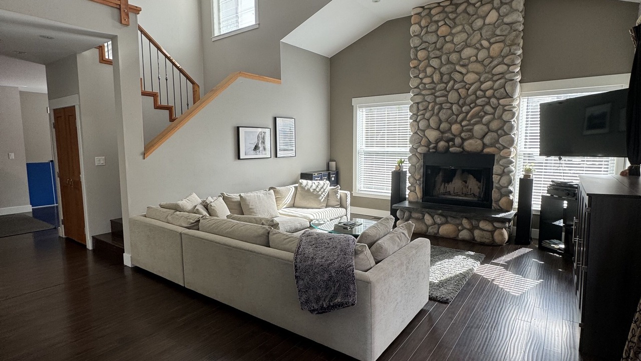 Photo of Bedroom in Brackendale