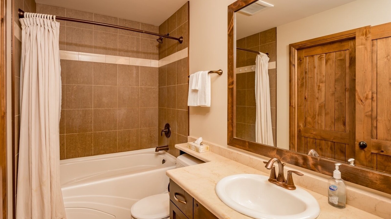 Photo of Bathroom in Rossland