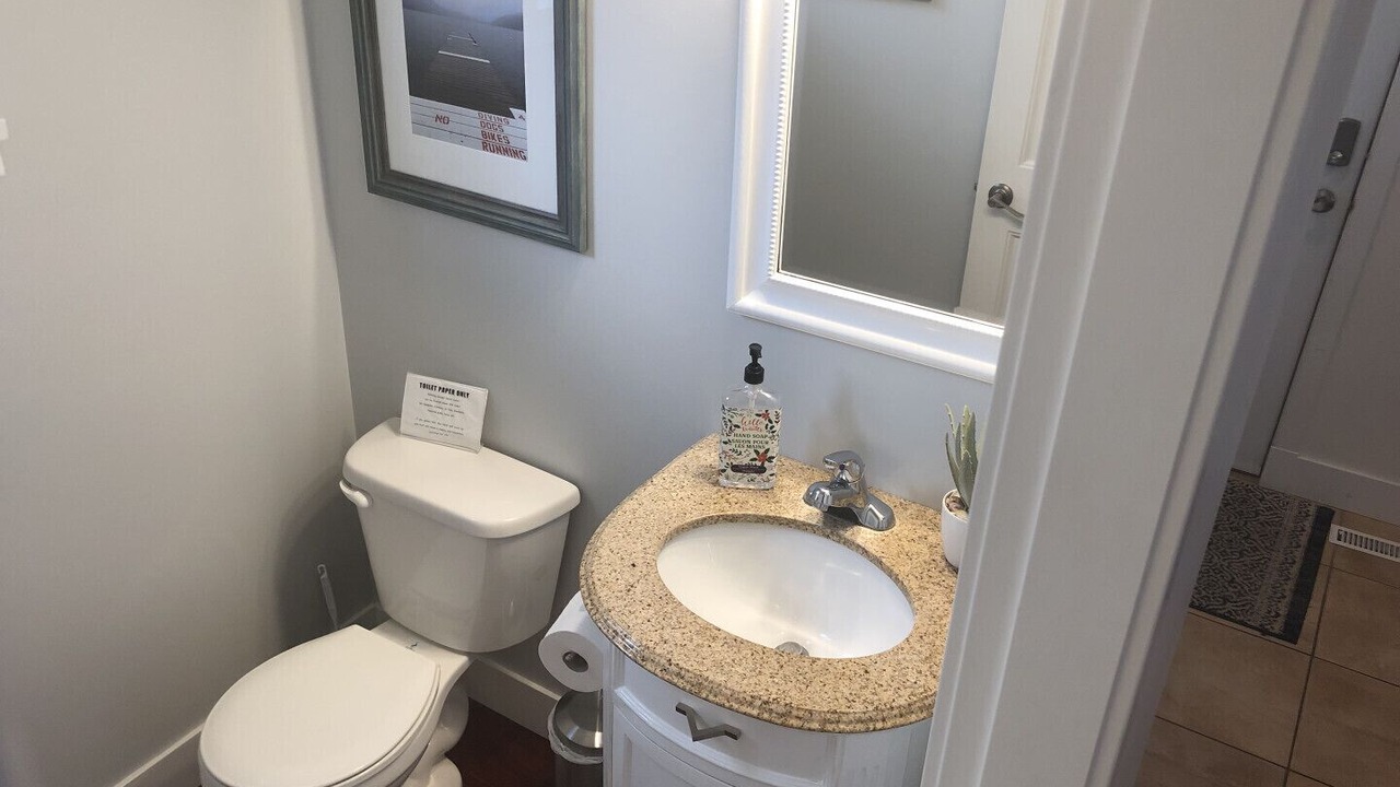 Photo of Bedroom in Cultus Lake