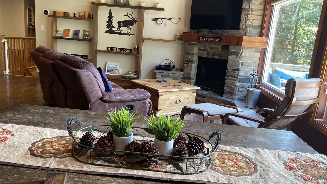 Photo of Bedroom in Haliburton Highlands
