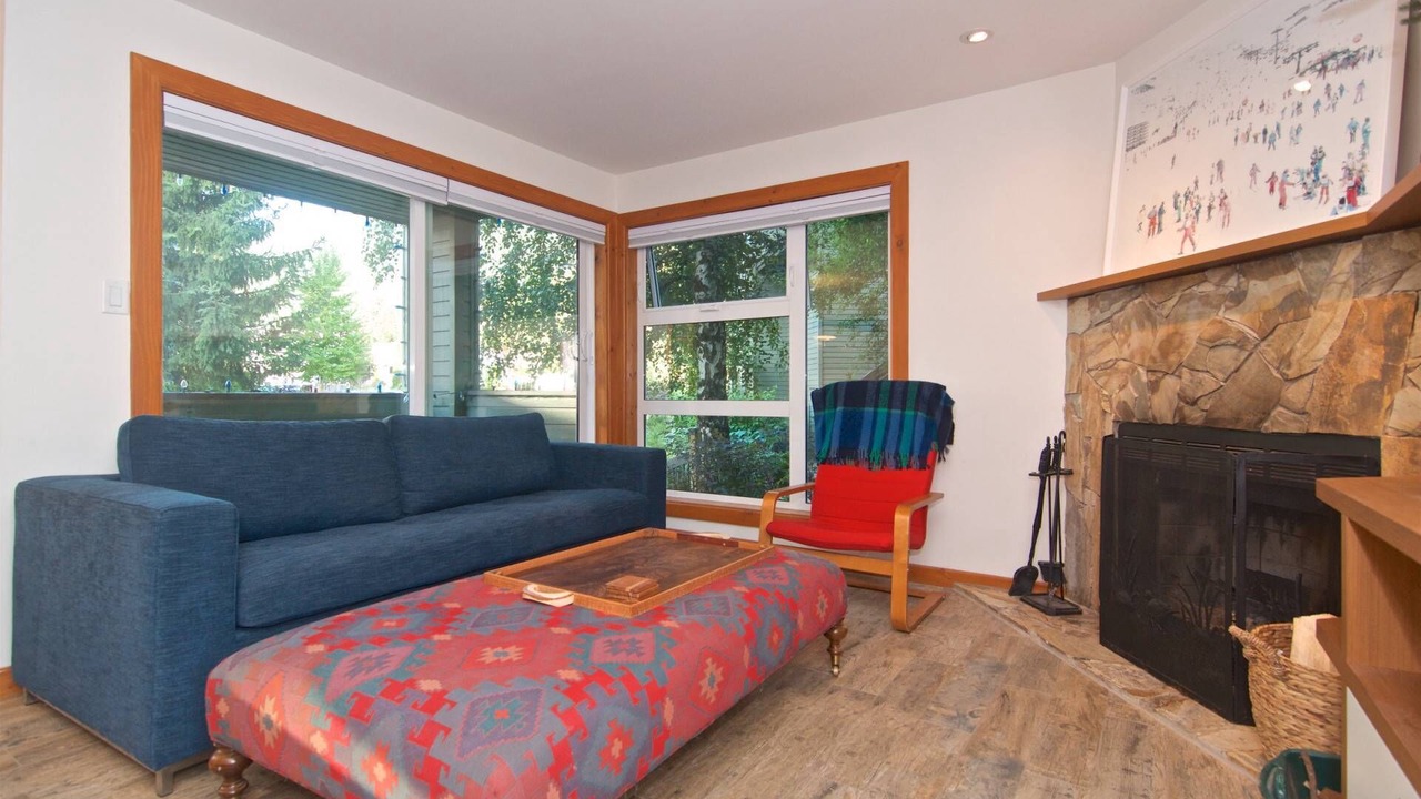 Photo of Livingroom in Whistler Creekside