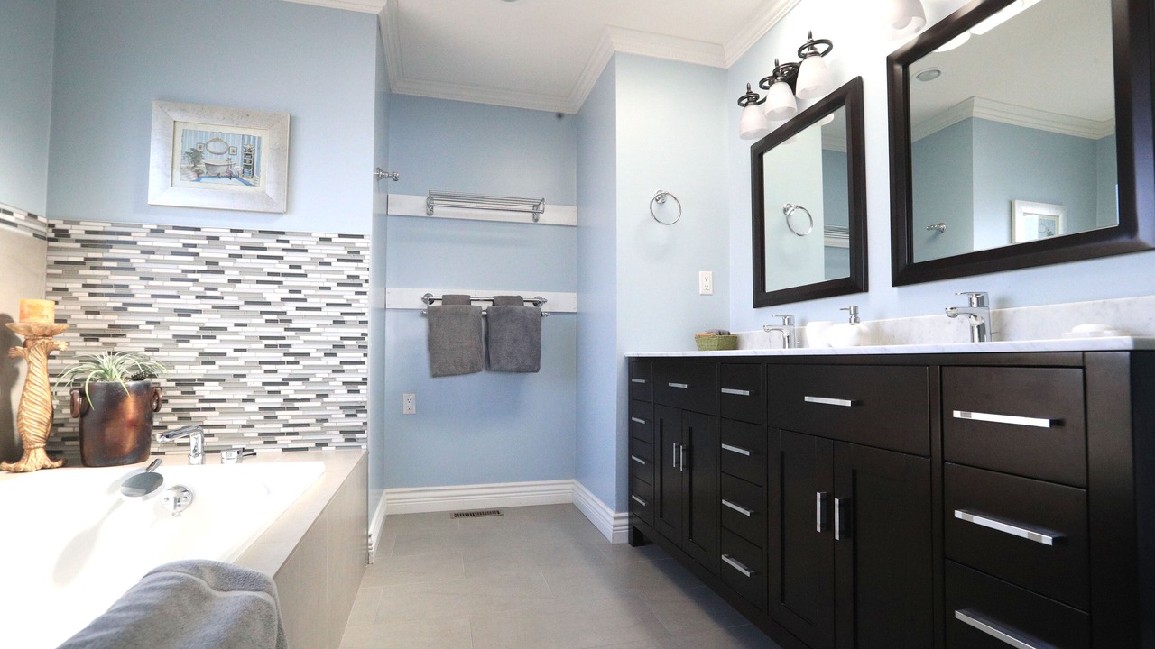 Photo of Bathroom in White Rock