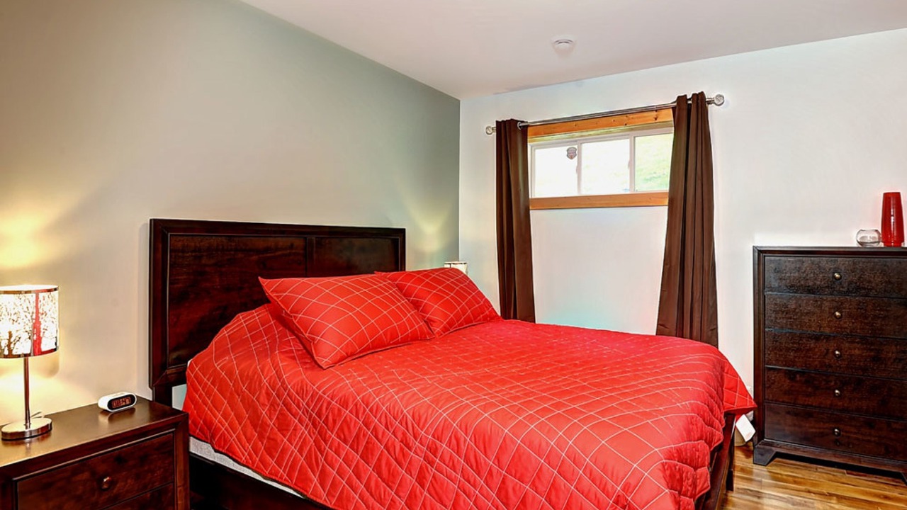 Photo of Bedroom in Stoneham