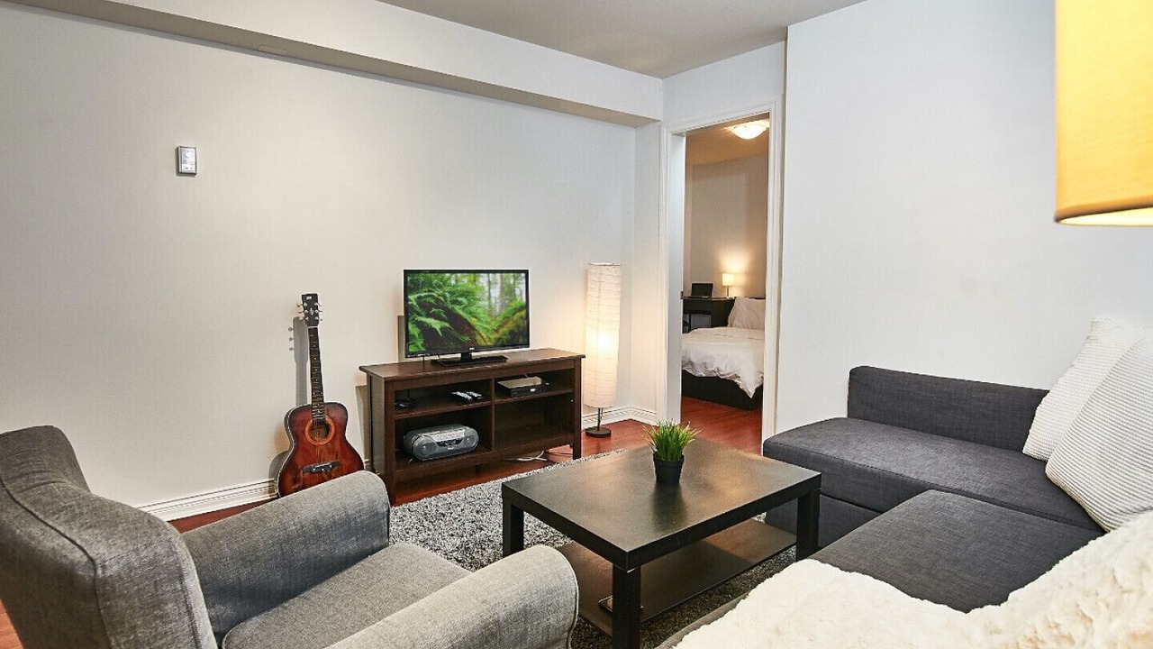 Photo of Livingroom in Guildford