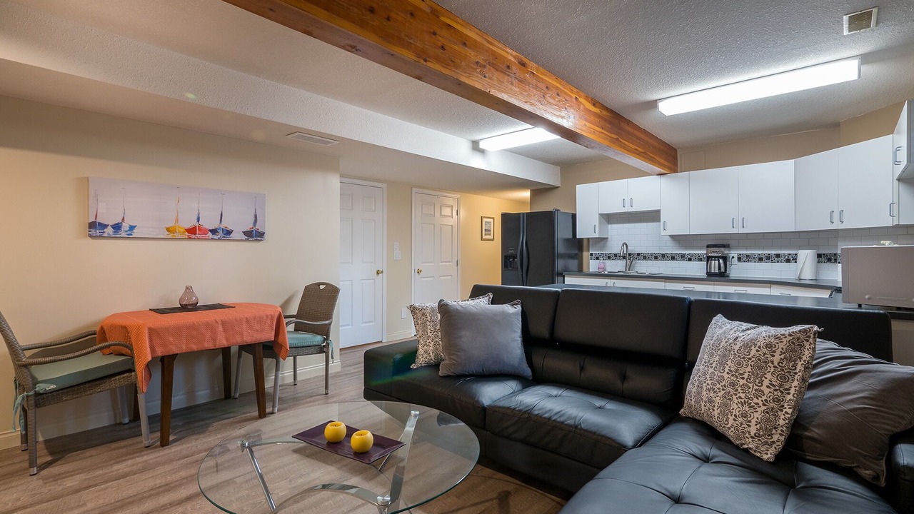Photo of Livingroom in South Central