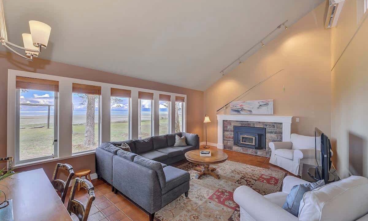 Photo of Bedroom in Comox