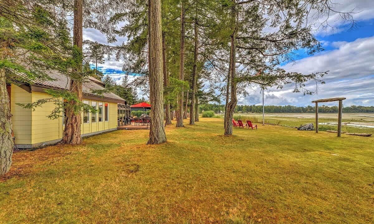 Photo of Others in Comox