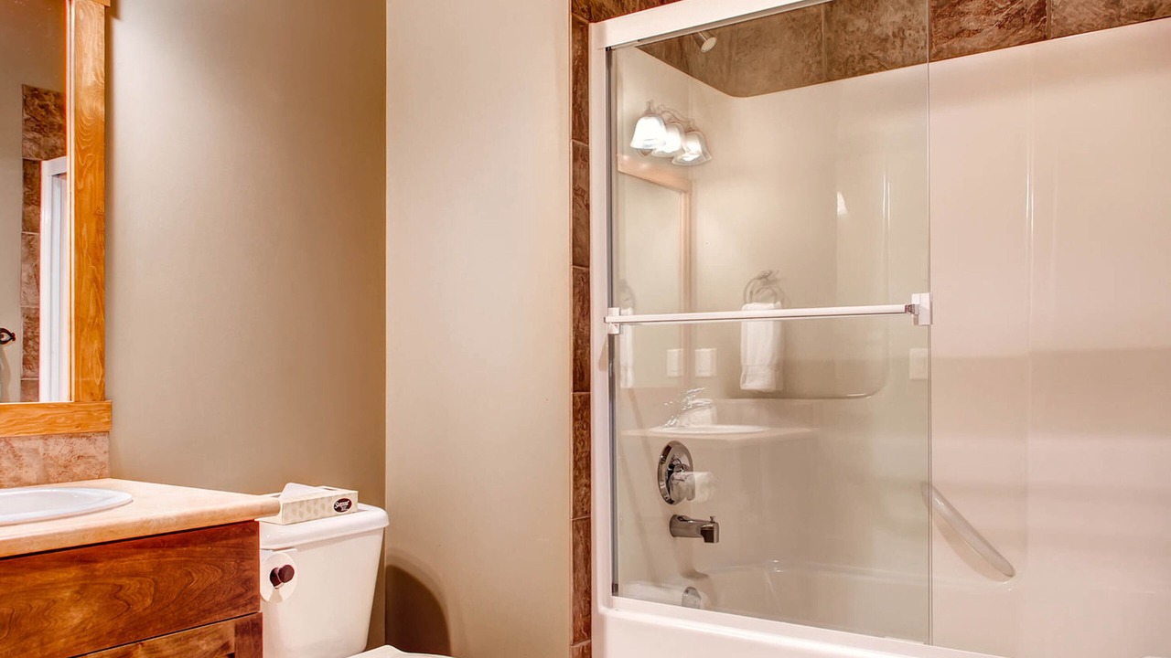 Photo of Bathroom in Snow Pine Estates