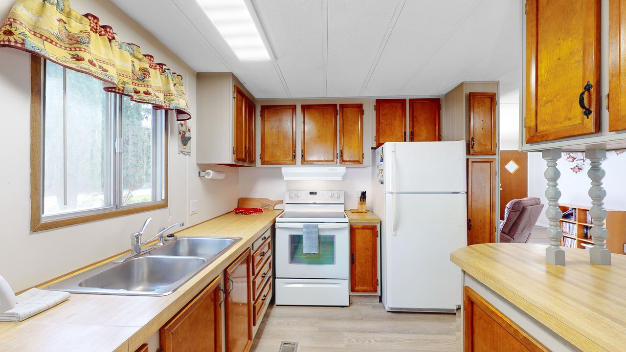 Photo of Kitchen in Christina Lake