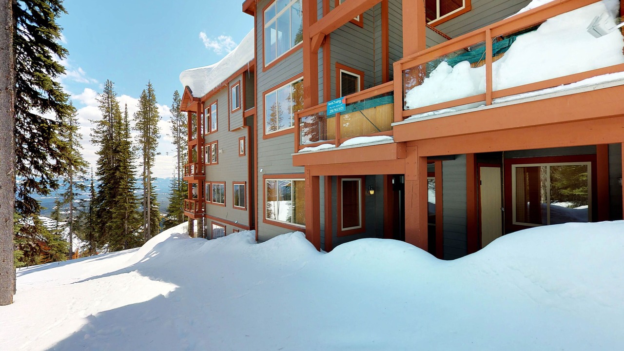 Photo of Outdoor in Snow Pine Estates