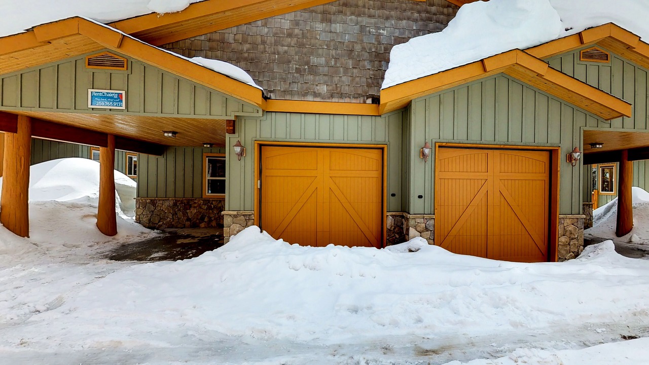 Photo of Outdoor in Snow Pine Estates