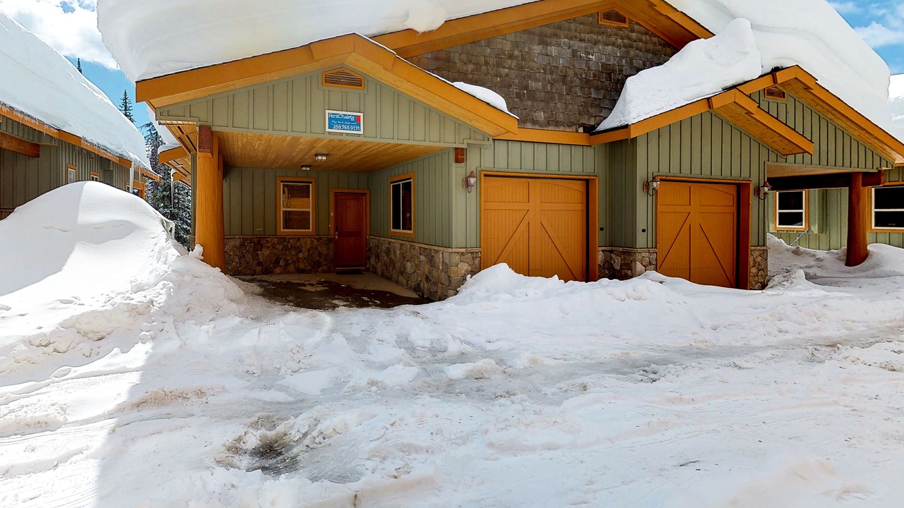 Photo of Outdoor in Snow Pine Estates