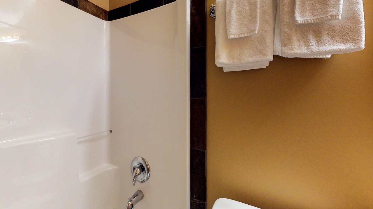 Photo of Bathroom in Snow Pine Estates