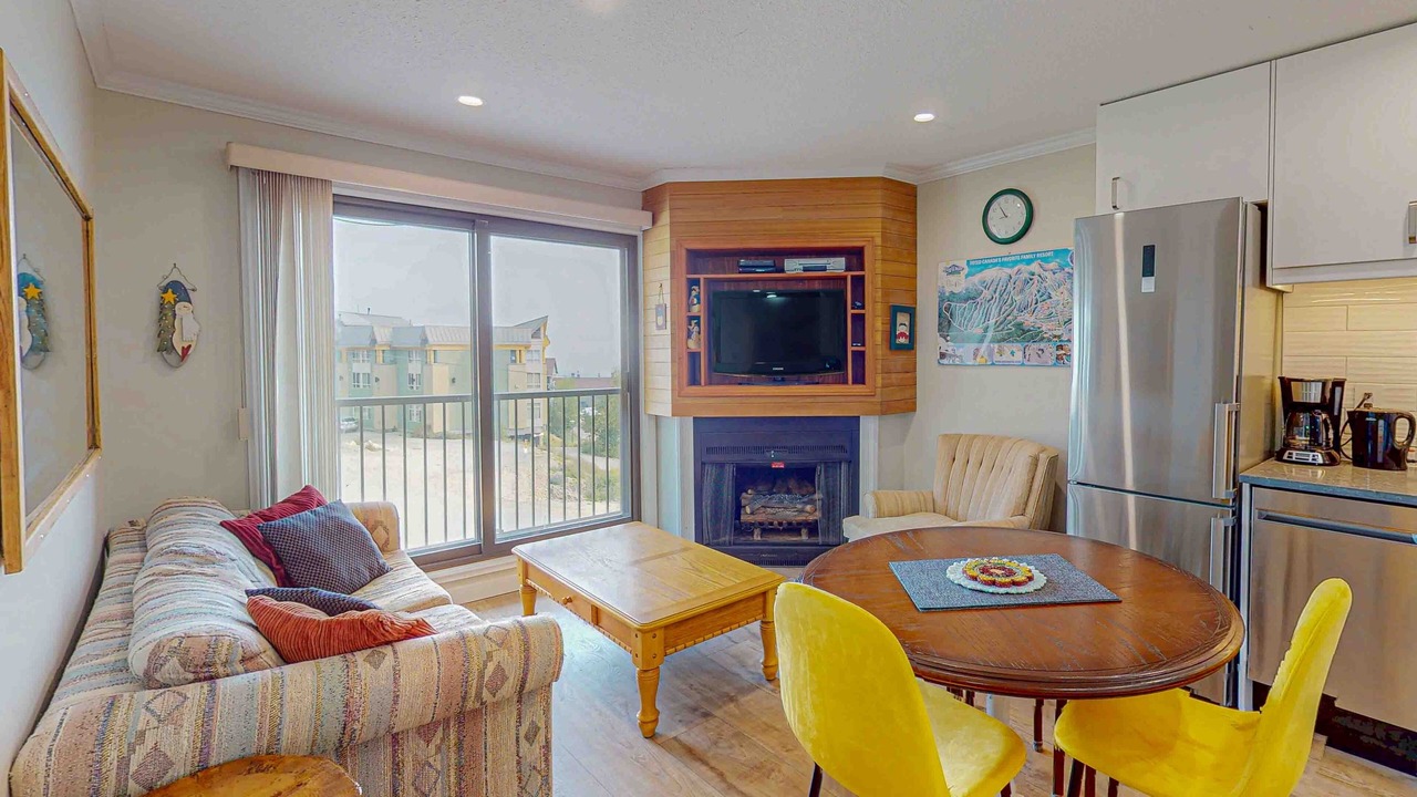 Photo of Livingroom in Big White Ski Resort