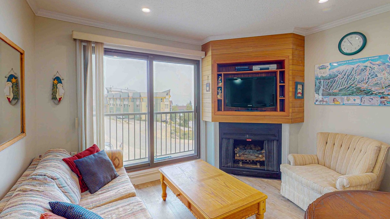 Photo of Livingroom in Big White Ski Resort