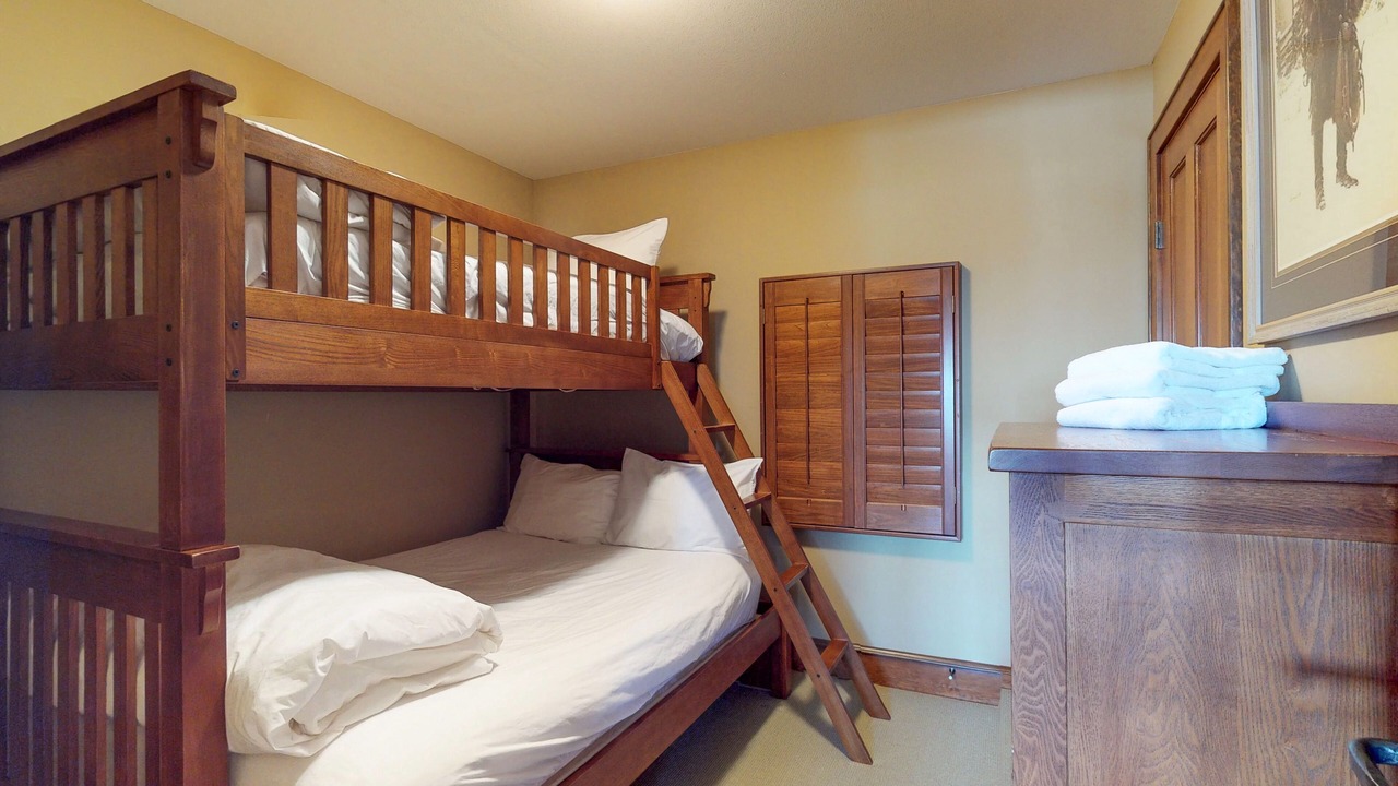 Photo of Bedroom in Big White Ski Resort