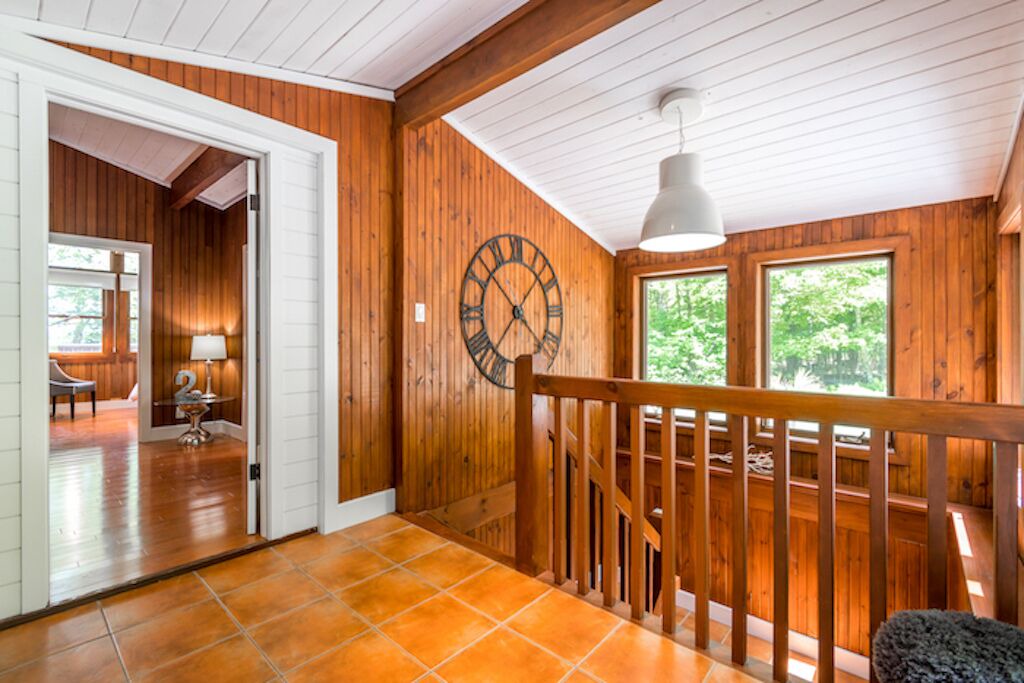Photo of Bedroom in Lake of Bays