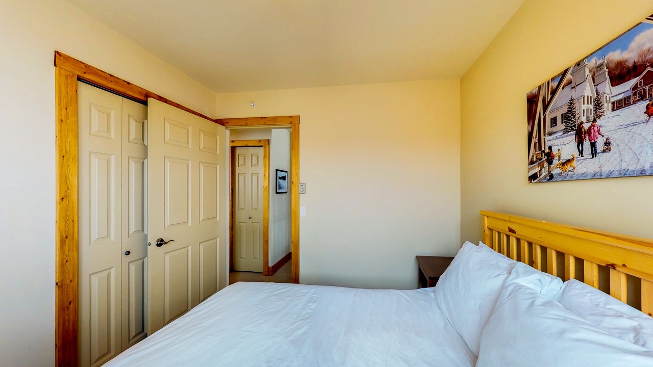 Photo of Bedroom in Snow Pine Estates