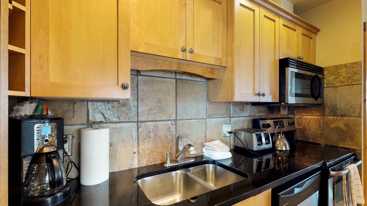 Photo of Kitchen in Snow Pine Estates