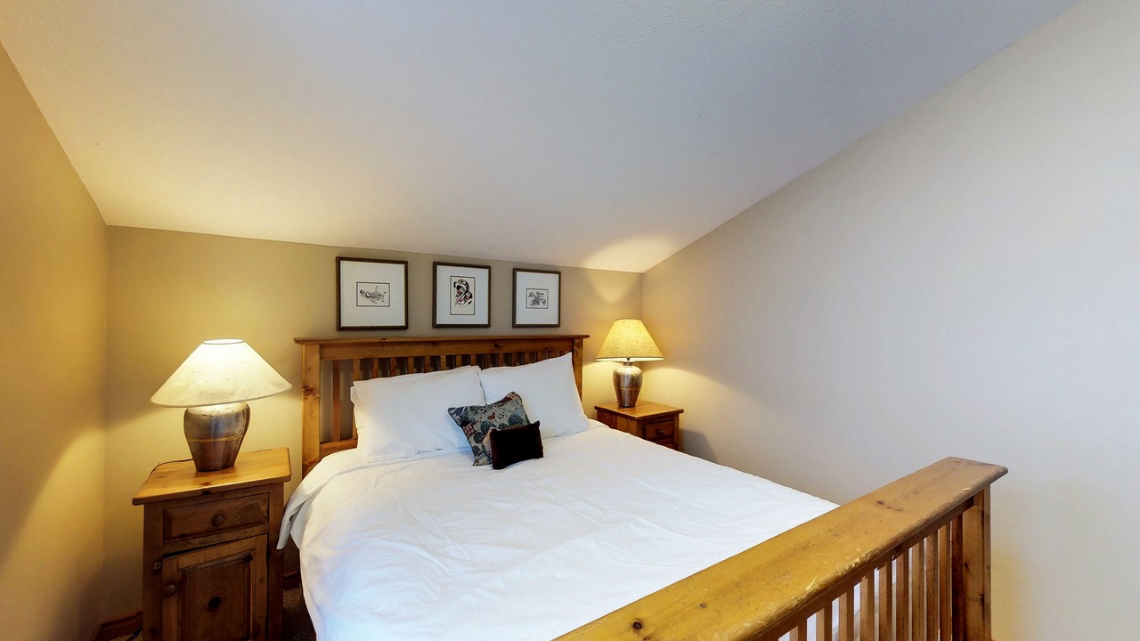 Photo of Bedroom in Snow Pine Estates