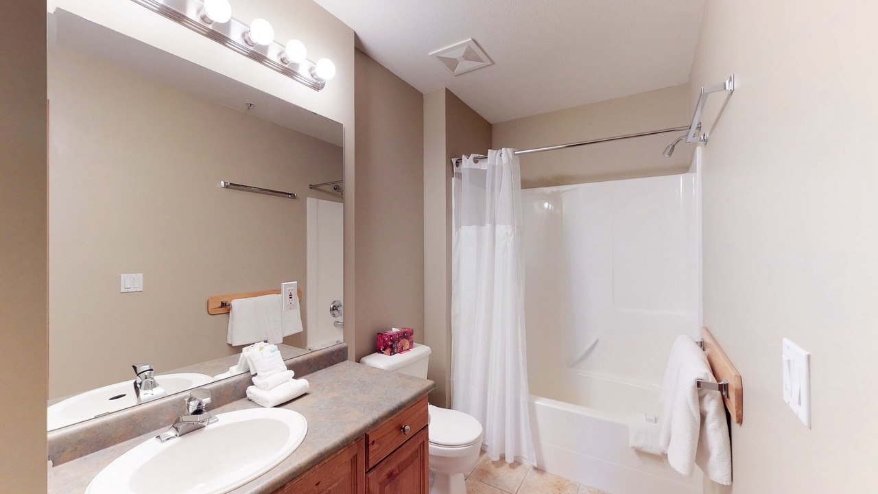 Photo of Bathroom in Snow Pine Estates