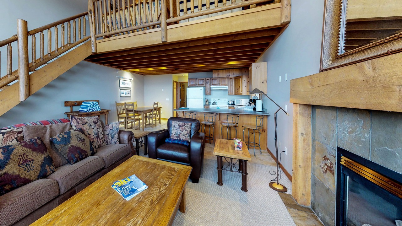 Photo of Livingroom in Snow Pine Estates