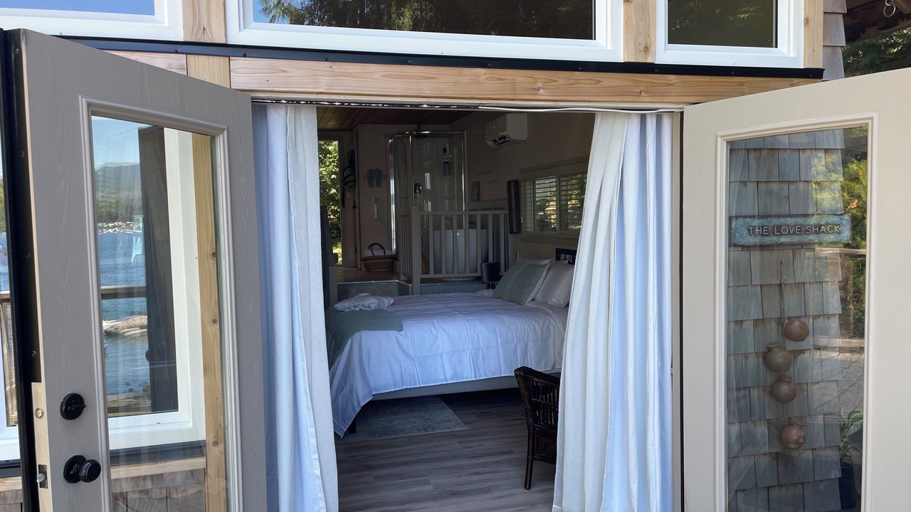 Photo of Bedroom in Port Alberni