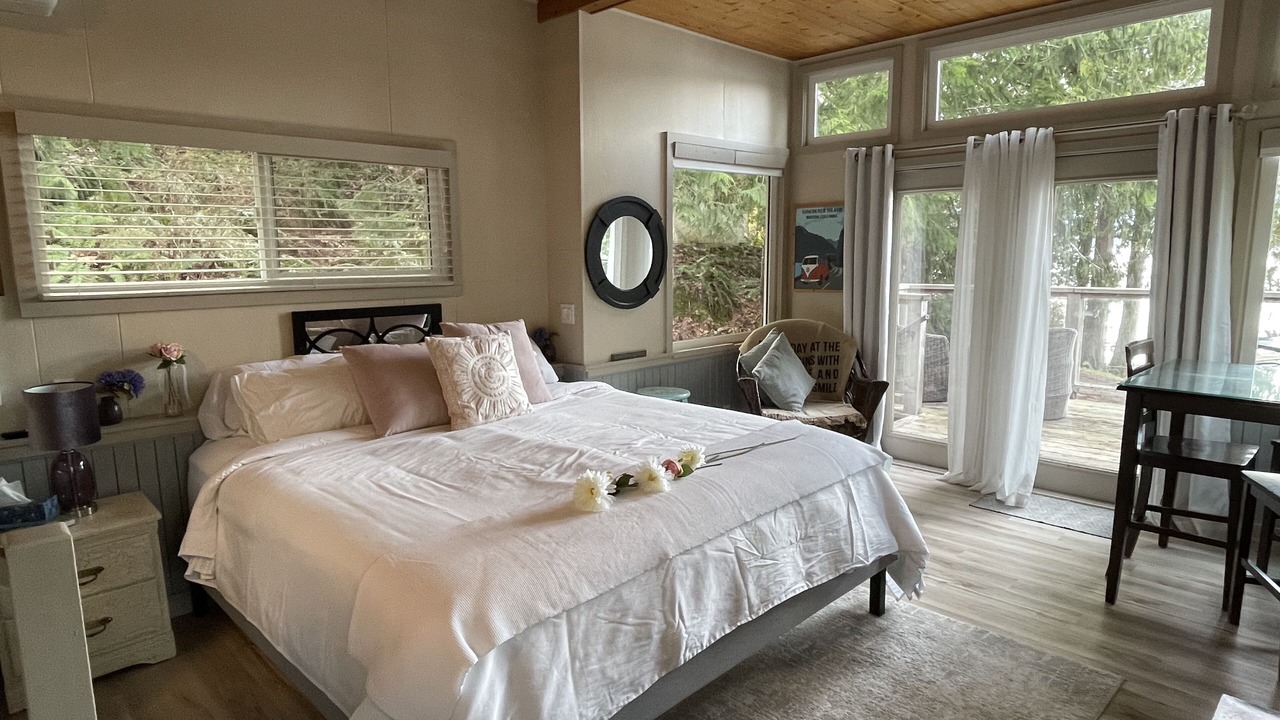 Photo of Bedroom in Port Alberni