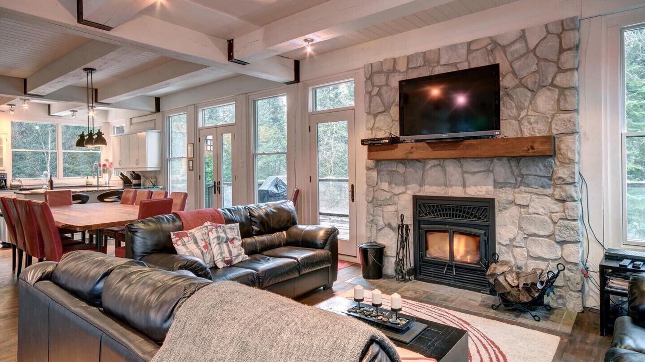Photo of Livingroom in Lac Superieur Village