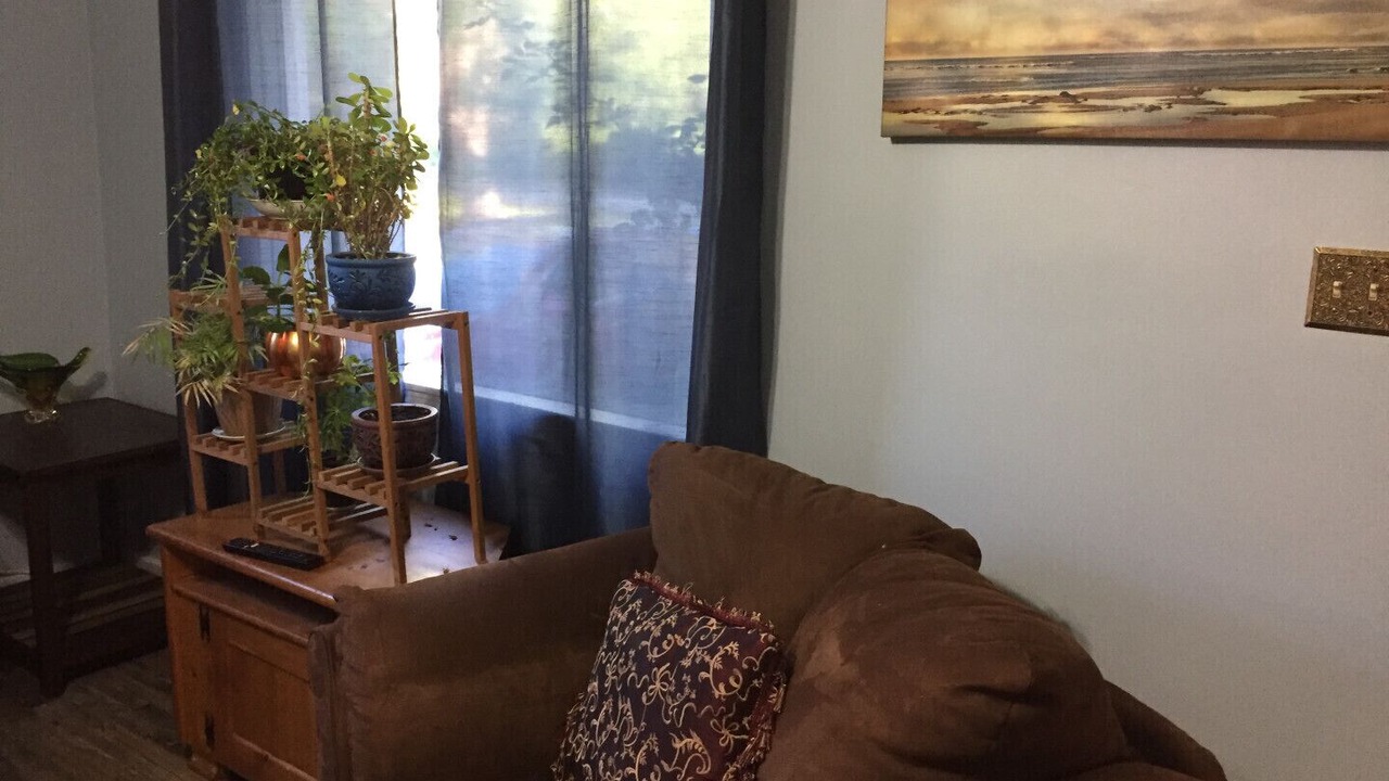 Photo of Livingroom in North End