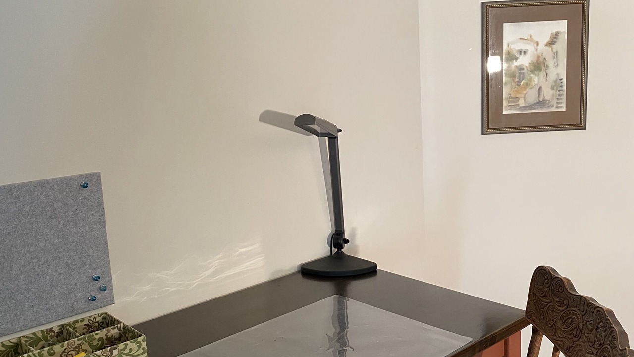 Photo of Bedroom in Central Lonsdale
